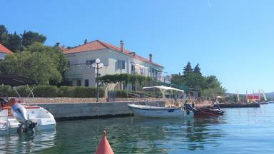 House Maslenica