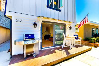 Maisonette East Side Costa Mesa
