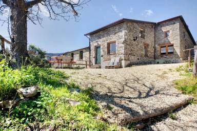 Casa  Bedonia