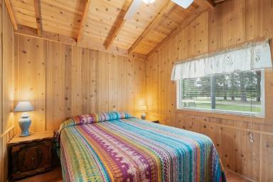 Cabin  Fort Klamath