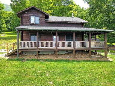 Cabin Creston