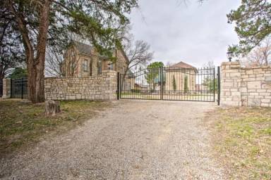 House Waxahachie