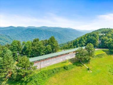 Lodge Saluda