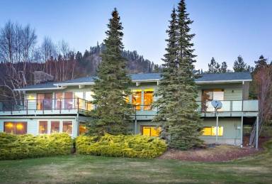 House Leavenworth