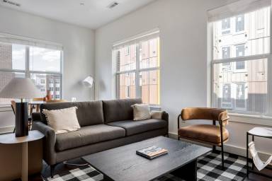 Apartment  Strawberry Hill
