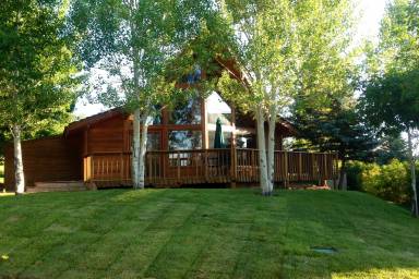 Cabin Garden City
