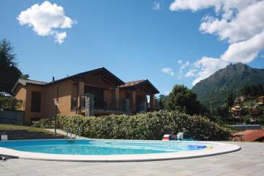 Appartamento Varenna