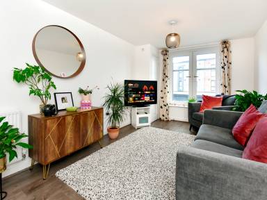 Apartment Barry