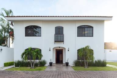 Casa Jardines de la Corregidora