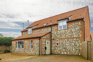 House Burnham Market