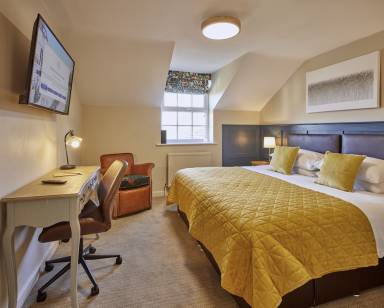 Bed and breakfast  Warminster
