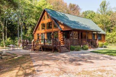 Cabin Columbus