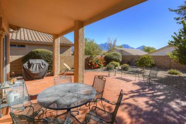 House Oro Valley