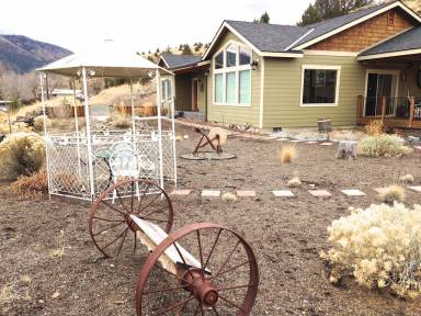 Chalet John Day