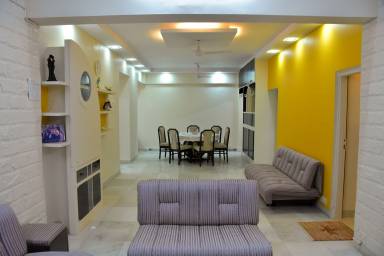 Apartment Raj Bhavan