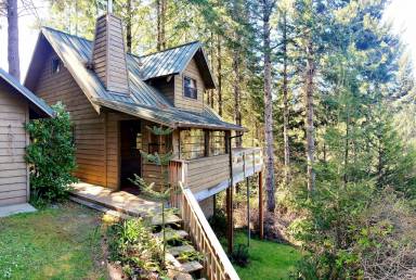 Cabin  Brookings