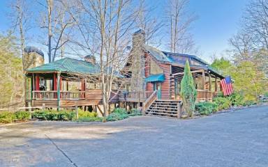 House  Blue Ridge
