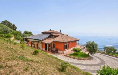 Casa  Gioiosa Marea