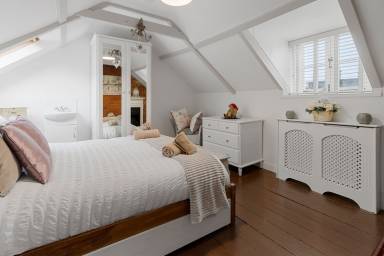 Cottage Exeter