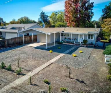 House  Kelseyville