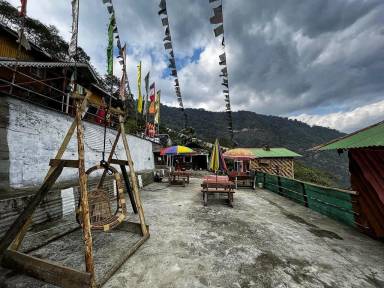Serviced apartment  Damthang