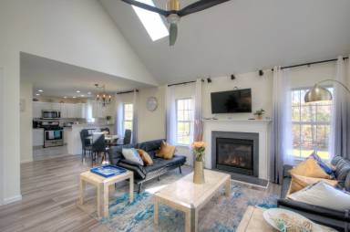 House Whitesboro-Burleigh