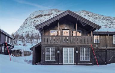 House  Hovden