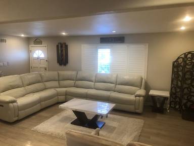 House  Corona