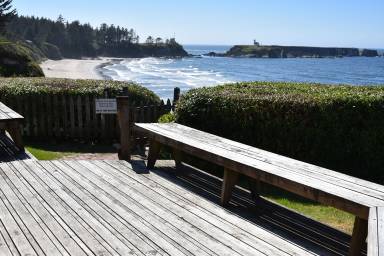 House Coos Bay