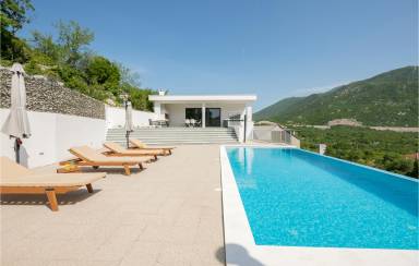 Maison de vacances Baška Voda
