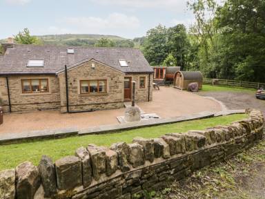 Cottage Deepcar