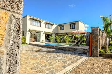 Villa  Mont Choisy Beach