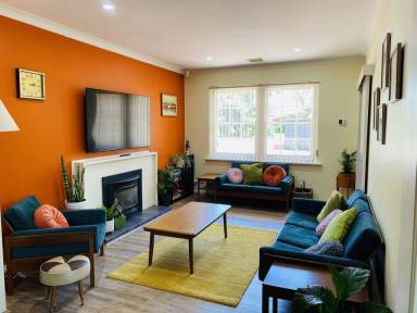 House Glenelg