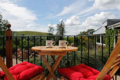 Cottage  Llanelli