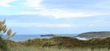 House  Hayle