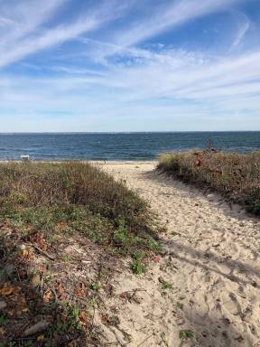 Cottage  Glen Cove