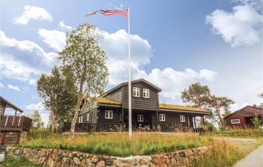 House  Hovden
