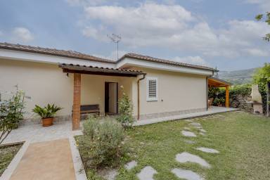 Villa  Chiusavecchia