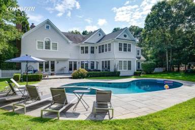 House East Quogue