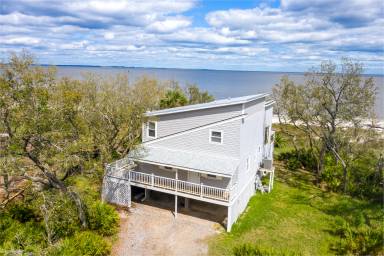 House Saint Helena Island