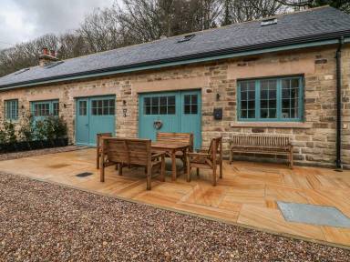 Cottage Deepcar