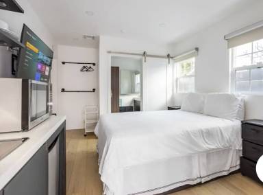 Private room Encino