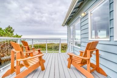 House Yachats