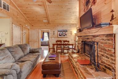 Cabin  Helen
