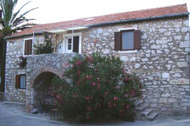 House  Zaglav