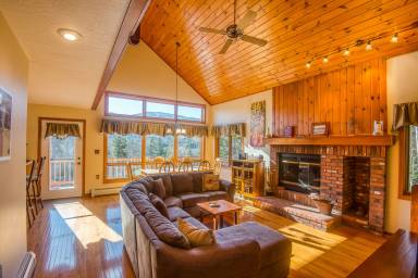 House Bretton Woods