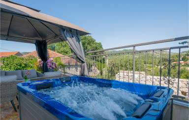 Apartament dwupoziomowy Gradac