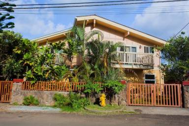 House  Laie