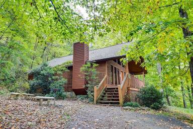 Cabin Cove Creek Cascades