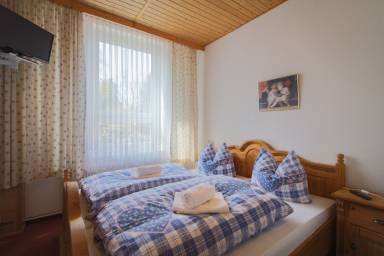 Accommodation Treuen